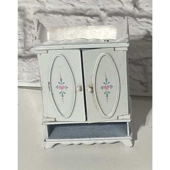 1980 Mattel The Littles Armoire Wardrobe #1796-3099 Die-Cast Metal Hong Kong Dol - Picture 1 of 12